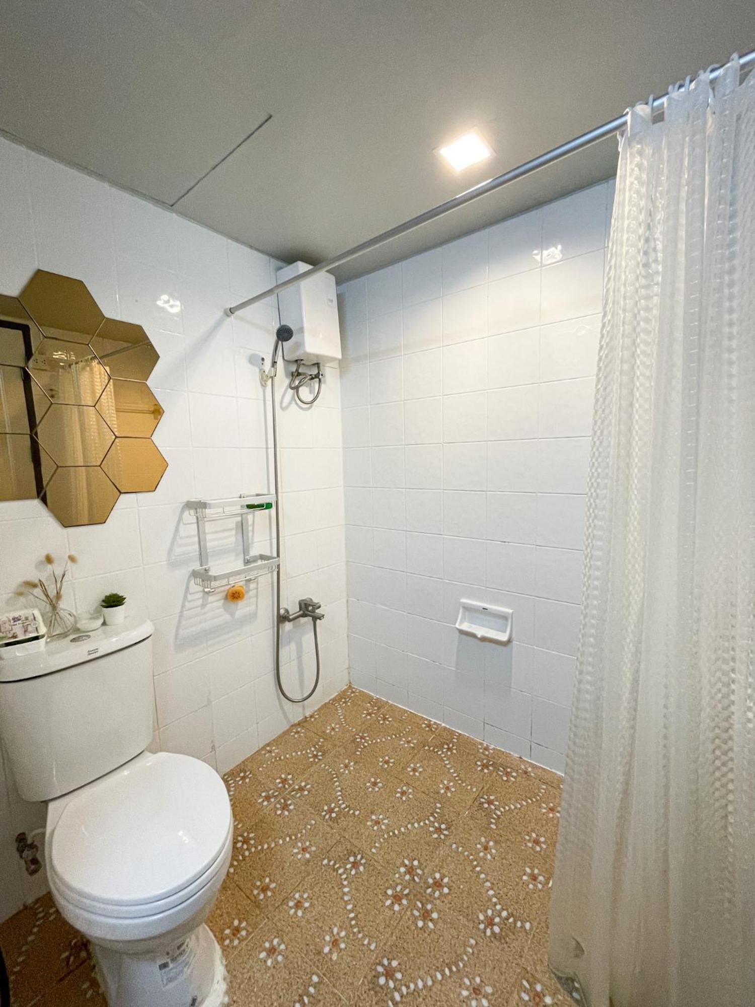 Tower Resident In The Heart Of Bangkok Shopping Center Apartment Makkasan Exterior foto